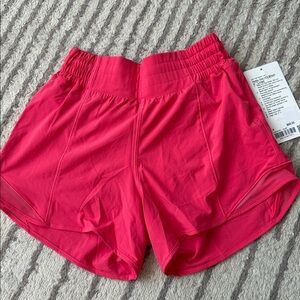 Lululemon Hotty Hot Low-Rise Lined Short 4” Size NWT  glazed pink